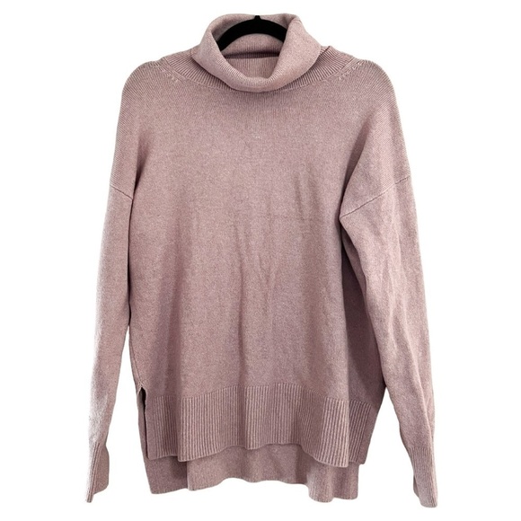 NWT BANANA REPBLIC Lilac Oversized Turtleneck Knit Sweater Sz S - Picture 1 of 6